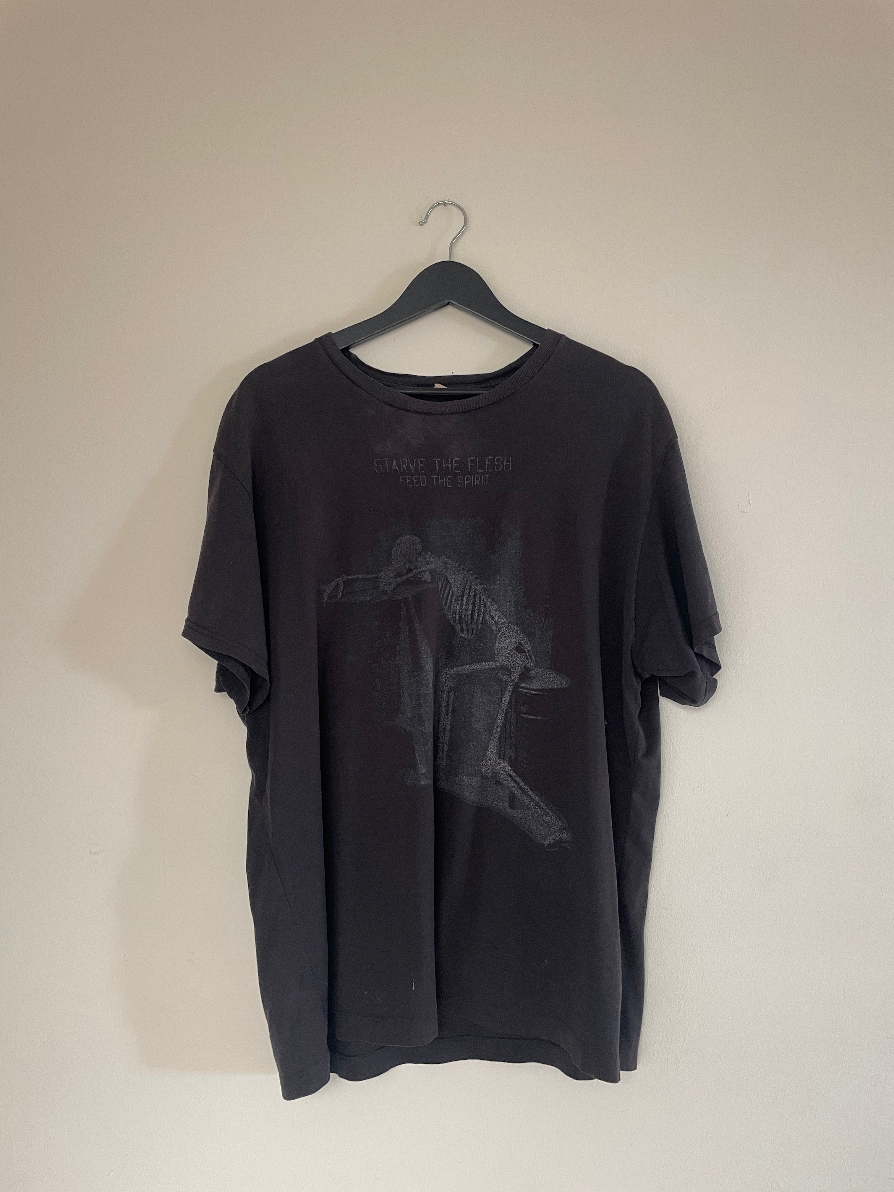 80s Starve the Flesh Feed the Sould Tee (L)